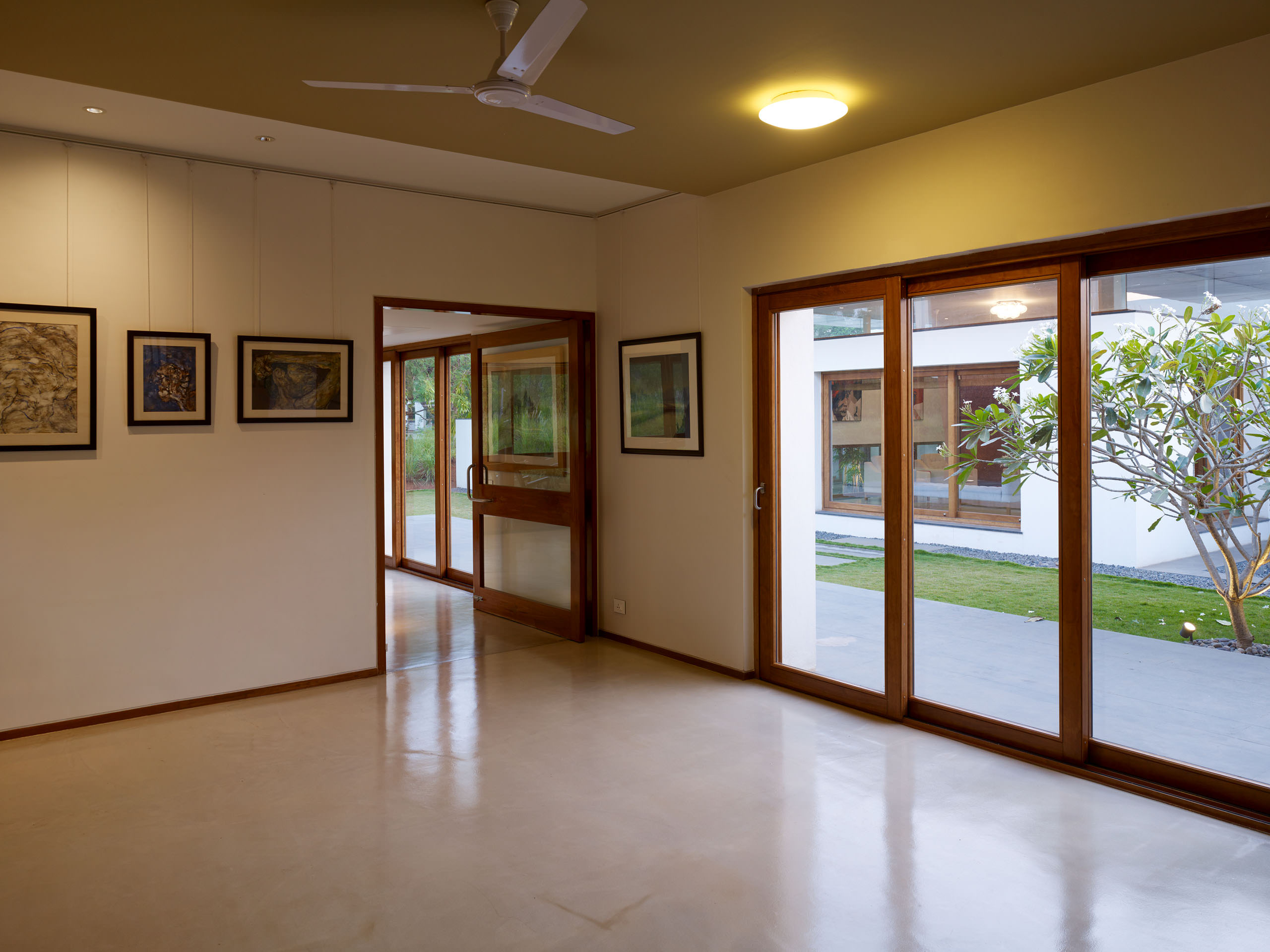 E13430 ALPA 036818 j2560